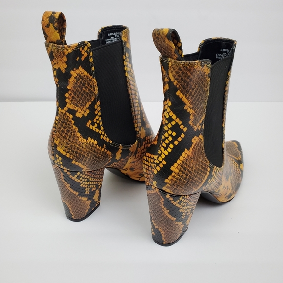 Steve Madden python boots - Picture 5 of 9